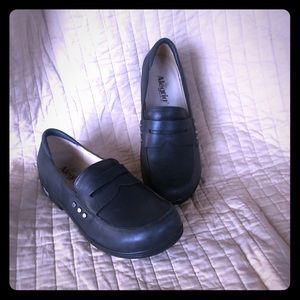 Alegria Taylor size 40 Black loafers